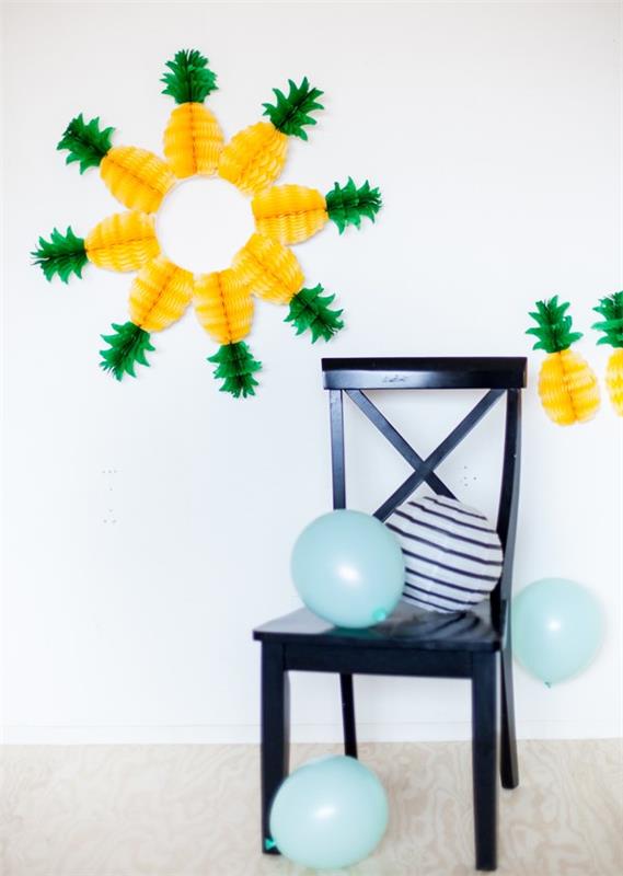 kesäjuhlien sisustusideoita seinäkoriste ananas ilmapalloja