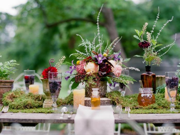 kesäjuhlat koristelu pöytäkoriste kukat maalaismainen