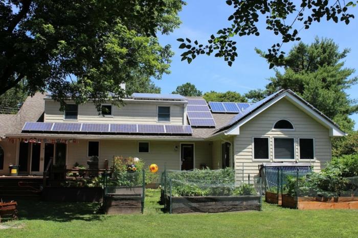 aurinkoenergia nollaenergia talo maalaistalo