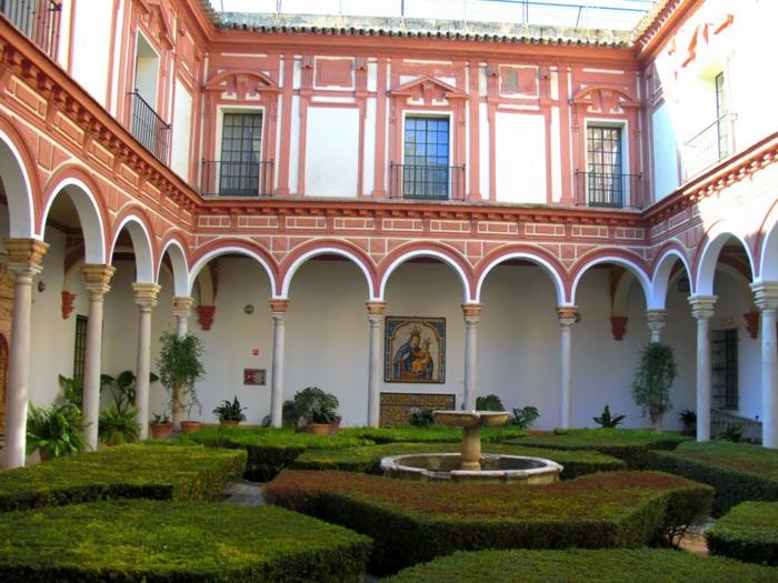 espanja maamerkit museo de bellas artes sevilla piha