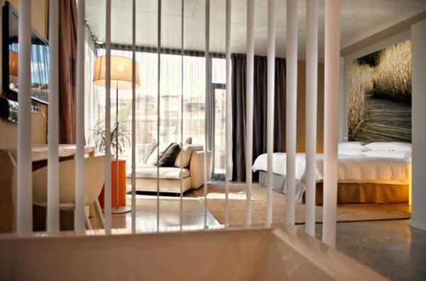 hotelli espanja kylä designhouses makuuhuoneen ikkunaluukut