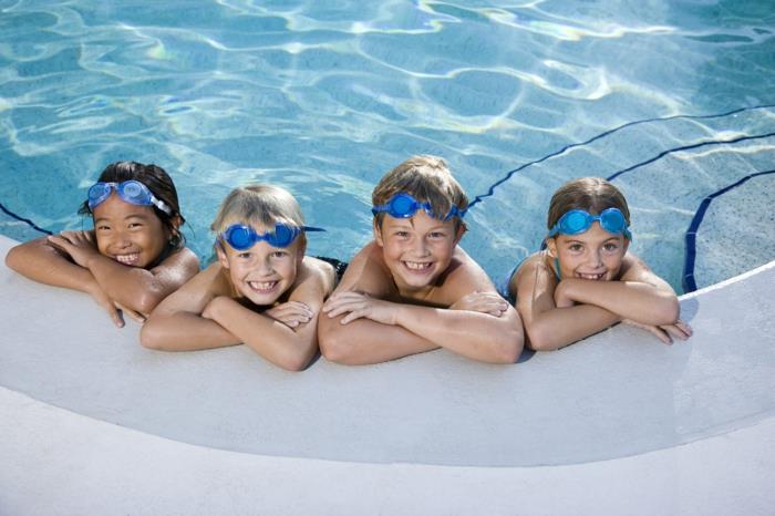 urheilu lapsille uima -allas
