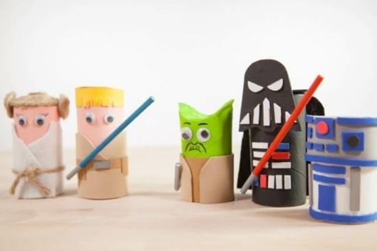 näpertelevät Star Wars -hahmot wc -rullilla