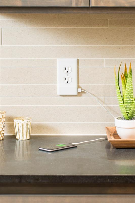 pistorasian ja USB -laturin gadgetit SnapPower