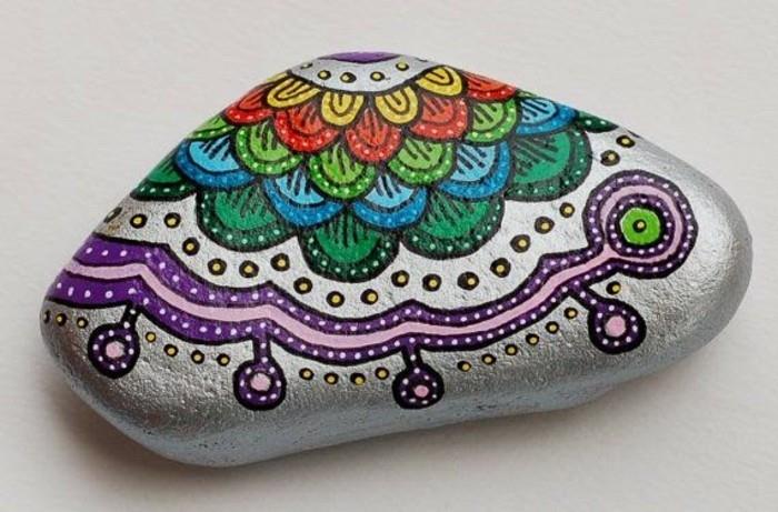 maalaus kivien idea värikkäitä värejä