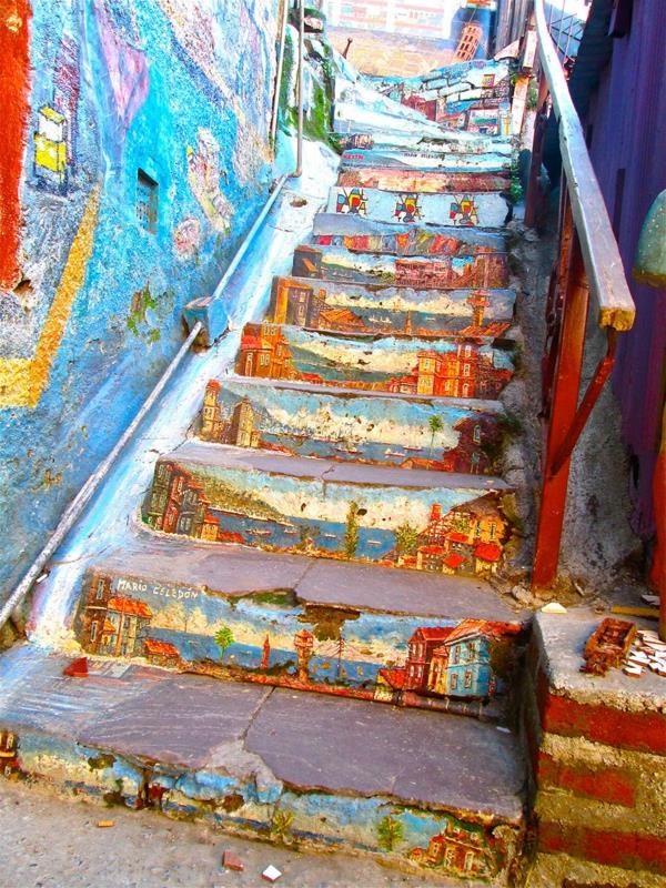 ulkoarkkitehtuurin tyyppiset portaat pukeutuvat chileen