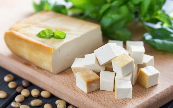säteilevä iho terveellinen ruoka tofu -soija kvarkki runsaasti proteiinia hyvä vegaaneille ja kasvissyöjille