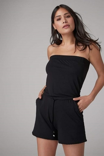 Lang stropløs sommerjumpsuit