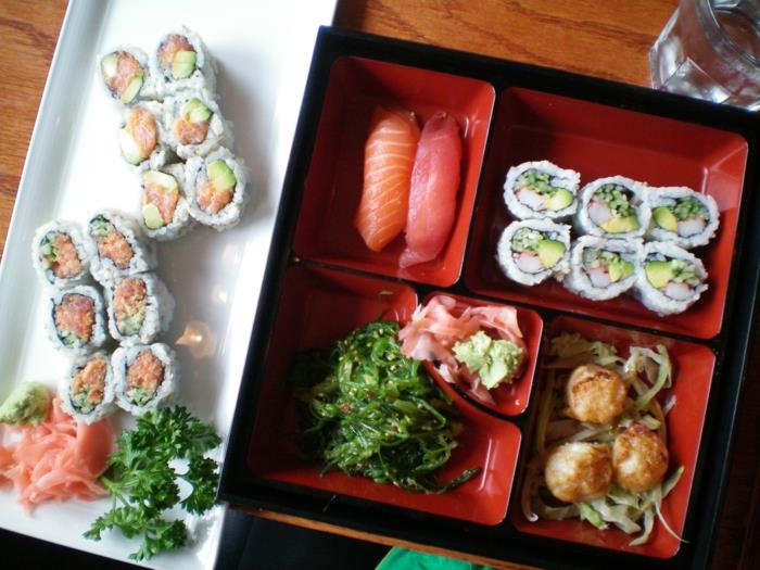 sushi -astiasto perinteiset japanilaiset astiasto