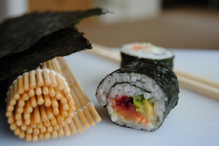 sushi-riisi-ruoanlaitto-japanilainen erikoisuus