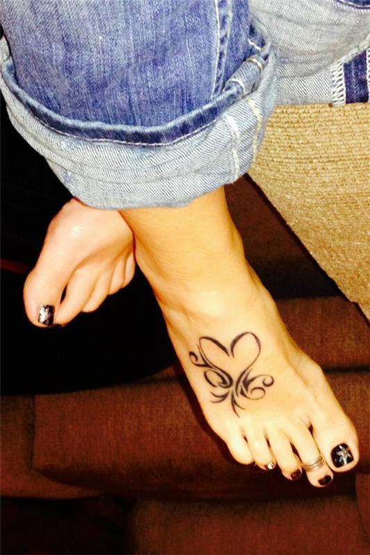tatuointi motiiveja jalka tatuointi sydän tatuointi ideoita