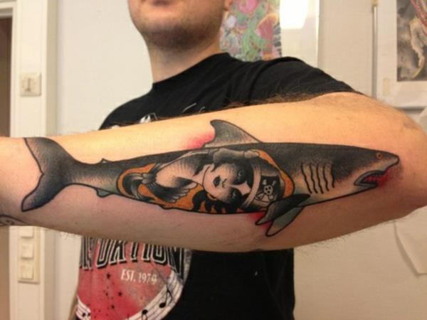tatuointi kyynärvarren kuvia ideoita miehet hai