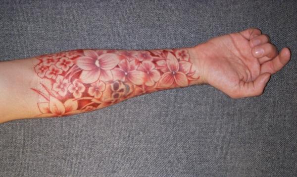 tatuointi kyynärvarren kuvia ideoita kukkia