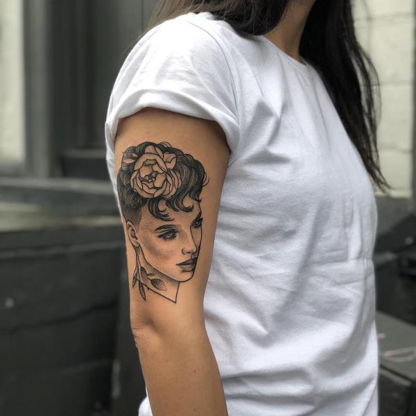 tattoos 2020 womenkuva muotokuva