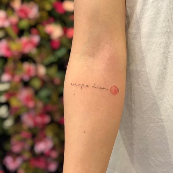 tatuoinnit 2020 muodikas inspiraatio lämmin kausi