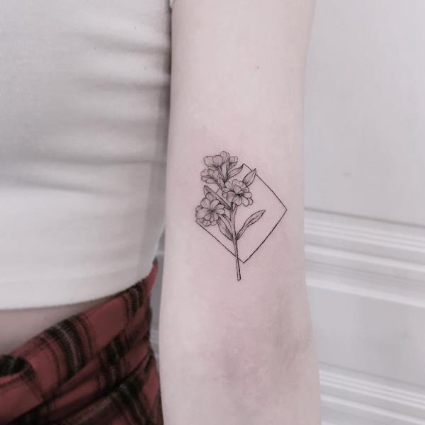 tatuoinnit 2020 tatuoinnit naisten aseille