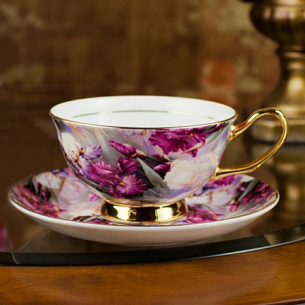 teekuppi kukka -elementtejä englantilainen tyyli