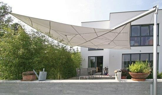 patio markiisi varjostin suunnittelija ideoita takapihalla