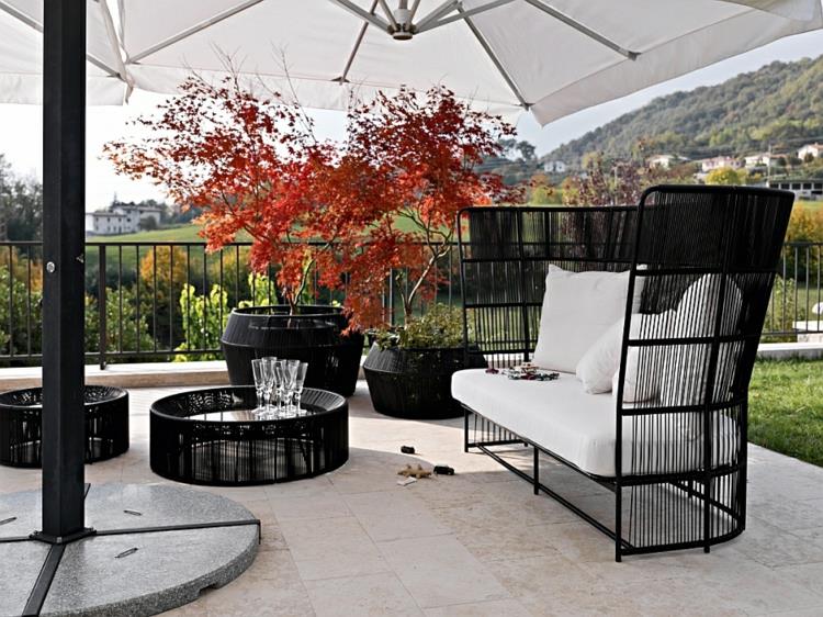 terassi design lounge huonekalut ulkona päivänvarjo puutarha sohva sohvapöytä kasvisäiliö
