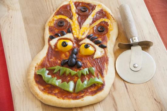 paholaisen pizzan täytteen ideoita halloween