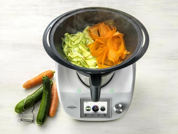 thermomix -reseptit monitoimikoneen haudutetut vihannekset