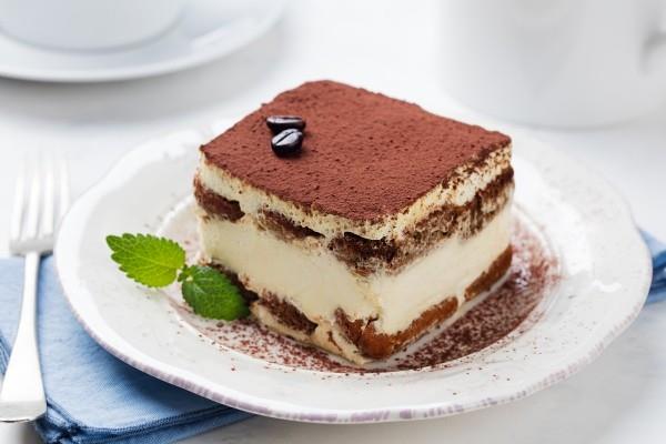 tiramisu lasillisessa mascarpone -kaakaota