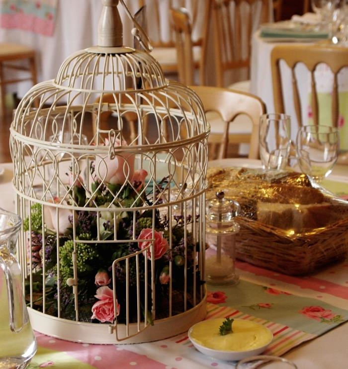 pöydän koristelu ruokasali ruokapöytä vintage koristelu metalli lintuhäkit