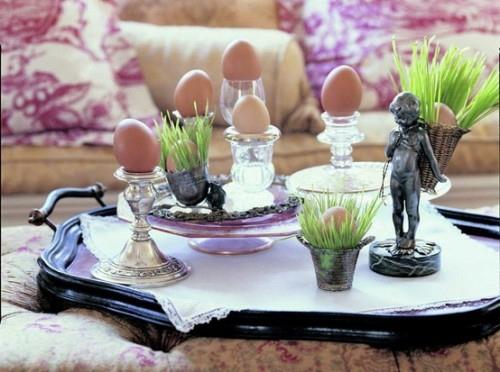 pöytäkoristeet pääsiäismunalle munat hopealasiteline