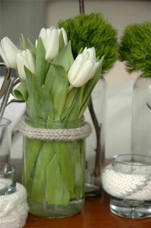 sisustuspöydät pöydän koristeluideoita tulppaanien valkoisella