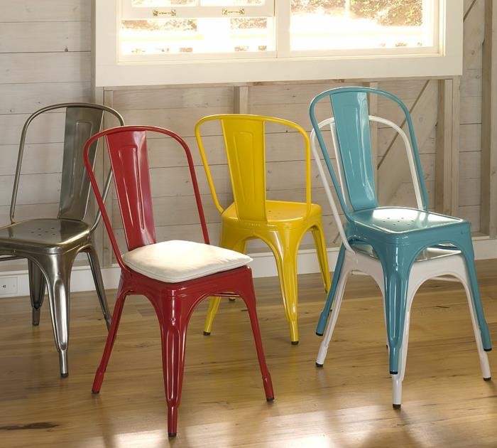 tolix tuoli eri väreissä ja tyyny