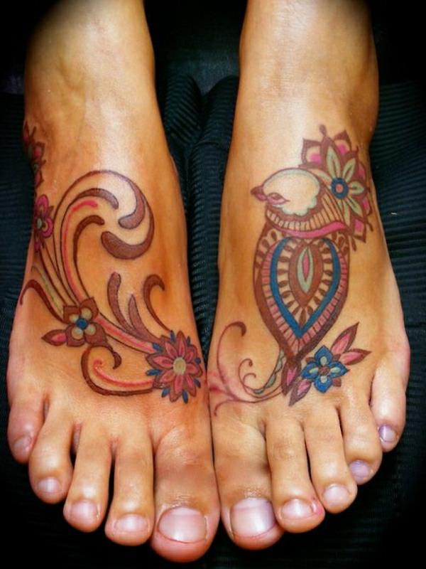 tatuoinnit ideoita värikäs tatuointi jalat kauniita lintuja