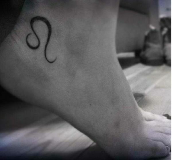 tatuoinnit tatuointi jalalla