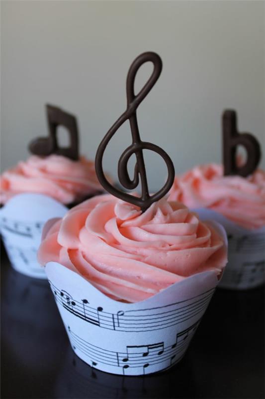 upeita kakkuja häät syntymäpäivä musiikki söpö vaaleanpunainen