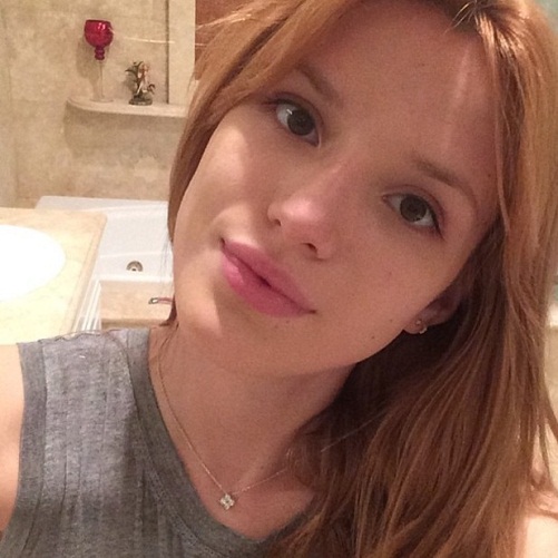 Bella Thorne smink nélkül 4