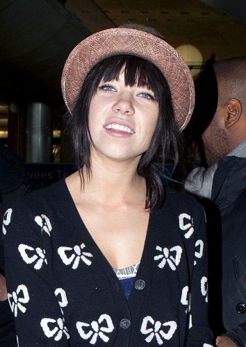 Carly Rae Jepsen smink nélkül