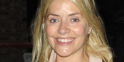 Holly Willoughby Uden Makeup