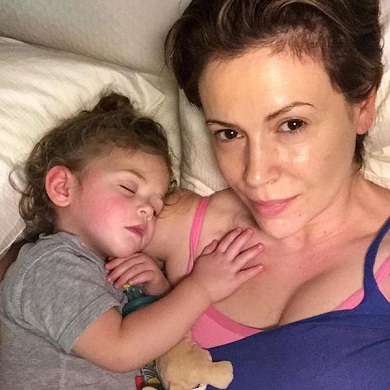 Alyssa Milano smink nélkül5