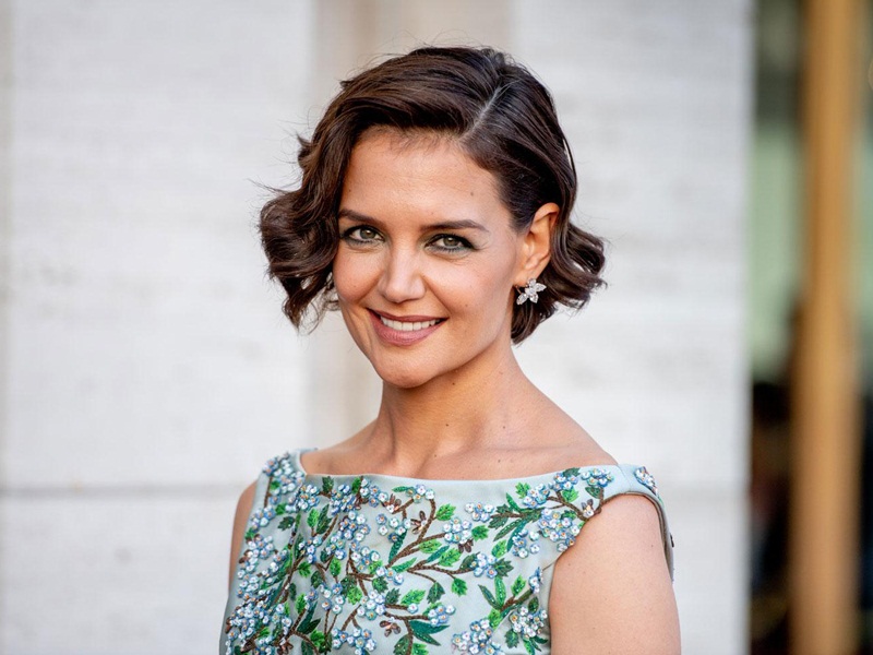 Katie Holmes frizurák