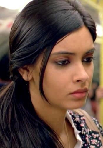 Diana Penty smink nélkül 7