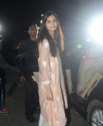 Diana Penty smink nélkül 12