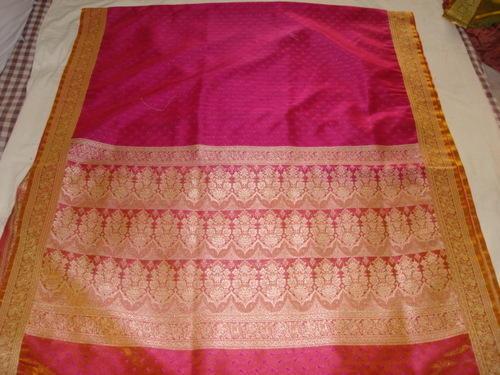Det traditionelle bryllup Varanasi Saree