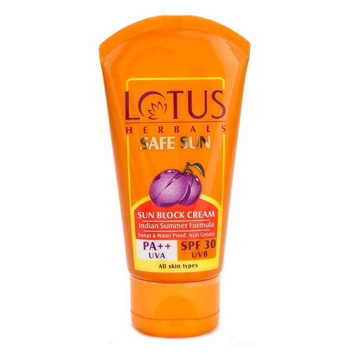 Lotus Herbals Safe Sun Sunscreen Cream SPF 30