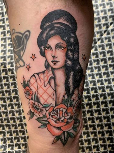 Amy Winehouse tetoválásminták 8