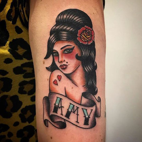 Amy Winehouse tetoválásminták 11