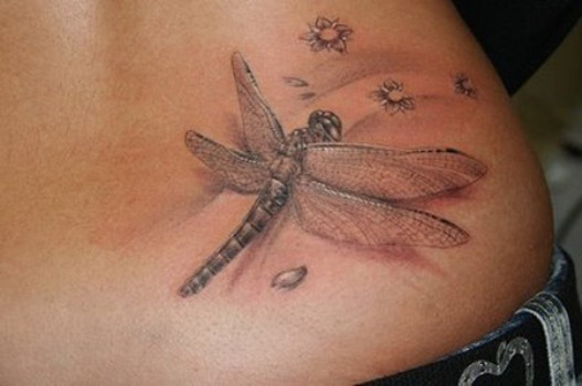 Realistisk Dragonfly Tattoo