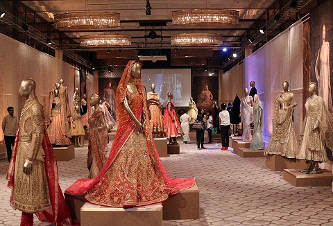 Butikker-i-Indien-Tarun-Tahiliani