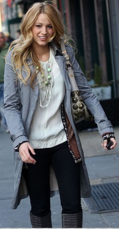Blake Lively smink nélkül, szőke pontszámok