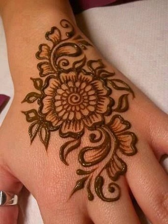 Hurtige Mehendi Designs-Floral Mehendi Designs