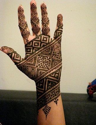 Hurtige Mehendi Designs-zigzag-mønstre