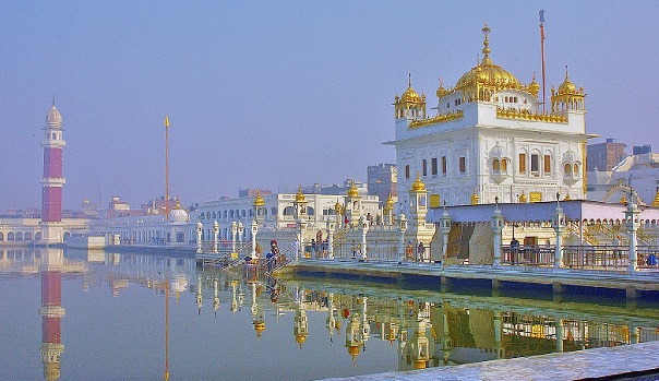 tarn-taran-sahib_tourist-places-in-amritsar